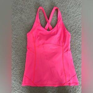 lululemon tanktop
